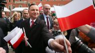 - Сегодня польский флаг становится символом польского успеха, - заявил спикер Сената Станислав Карчевски во вторник на праздновании Дня флага и Дня Полонии и поляков за рубежом